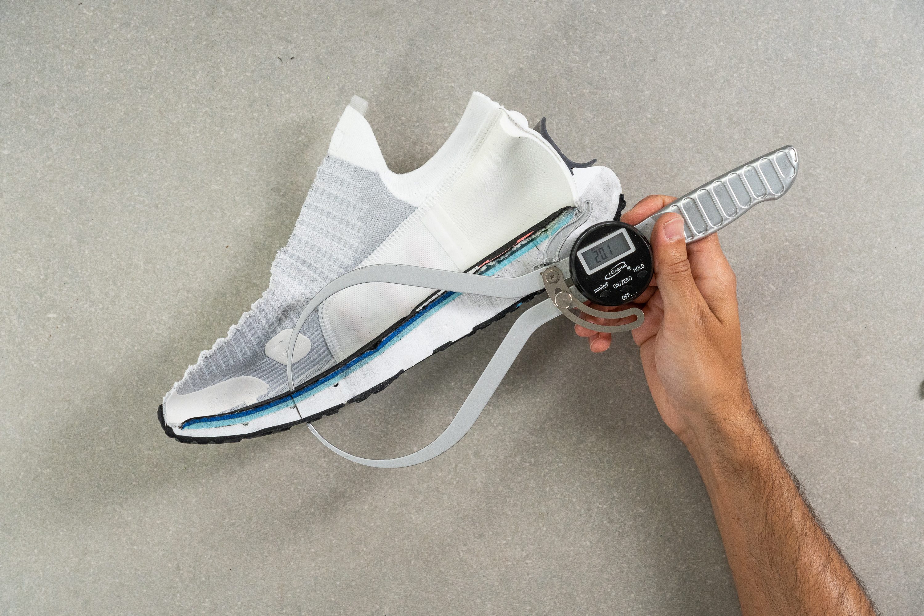 Under Armour HOVR Phantom 3 Forefoot stack